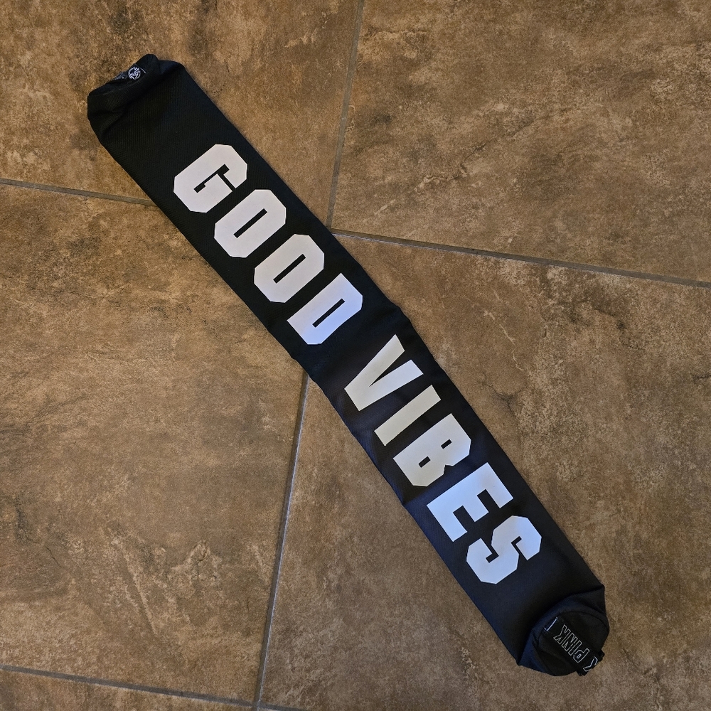 Black | VICTORIA SECRET | Good Vibes Cooler Bag